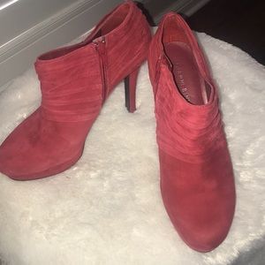 Gianni Bini Red shooties
